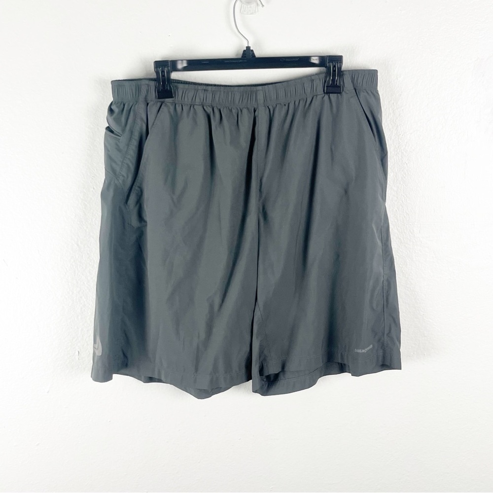 PATAGONIA Gray Elastic Interior Drawstring Multiple Pocket Shorts XL Casual